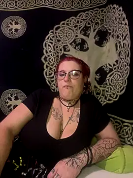 Snapshot of Harleesinn chatting on September 21, 9:38 pm Harleesinn online show from September 21, 9:38 pm