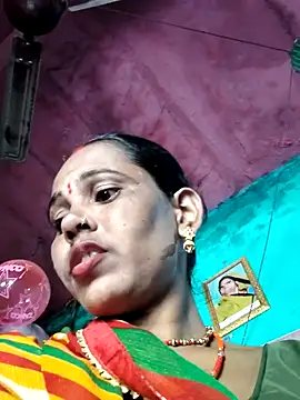 Pooja750 online show from October 5, 6:56 am