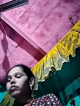 Pooja750 online show from December 18, 7:31 pm