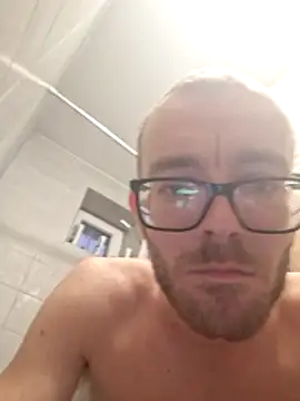 948197 online show from December 2, 2:56 pm