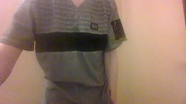 Snapshot of your_boy_toy18 chatting on September 27, 6:57 pm your boy toy18 online show from September 27, 6:57 pm