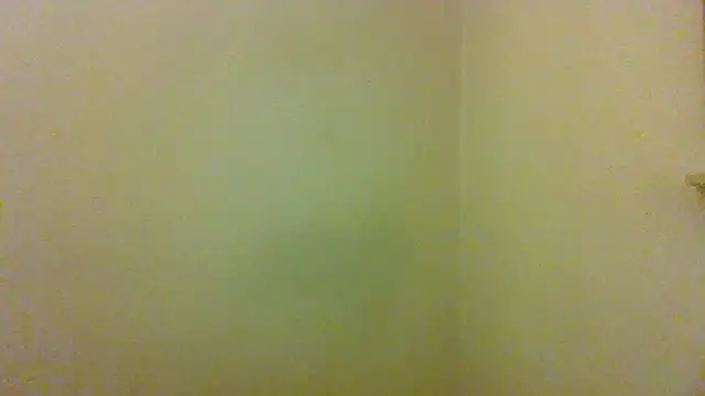 Snapshot of your_boy_toy18 chatting on October 3, 12:29 am your boy toy18 online show from October 3, 12:29 am