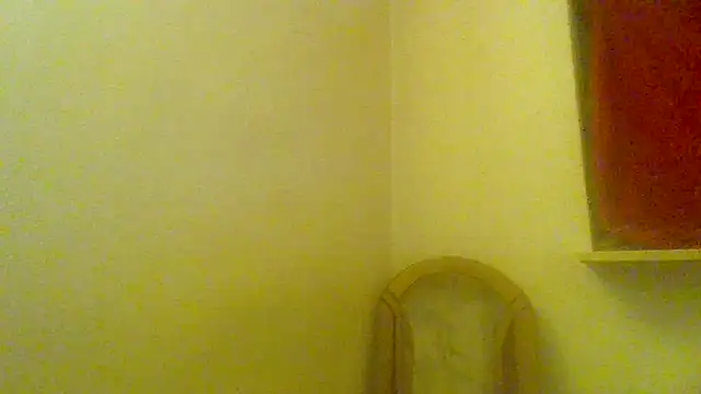 Snapshot of your_boy_toy18 chatting on November 30, 11:20 pm your boy toy18 online show from November 30, 11:20 pm