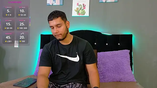  online show from June 4, 12:22 pm