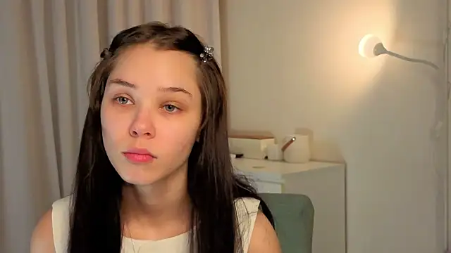 slyshypie online show from November 27, 1:13 pm