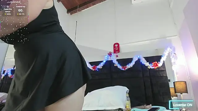 EvamilfXXX online show from December 2, 11:59 am