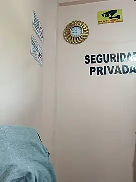 Hannah-colx online show from April 4, 5:43 pm