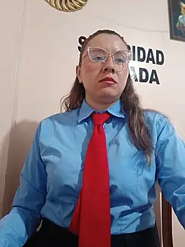 Hannah-colx online show from May 21, 1:07 pm
