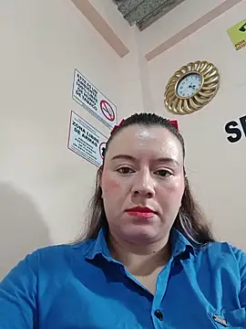 Hannah-colx online show from May 26, 1:29 pm