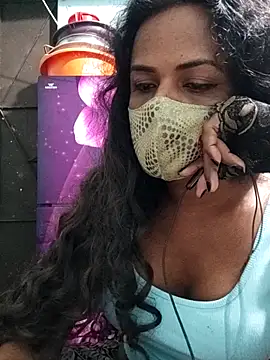 Anikaislam online show from December 3, 9:13 pm