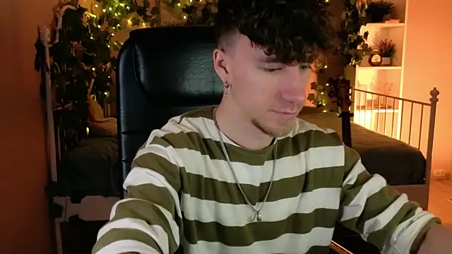 mark caron online show from April 3, 8:29 pm