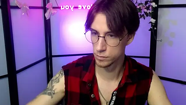 Snapshot of mark_caron chatting on July 9, 12:20 pm mark caron online show from July 9, 12:20 pm