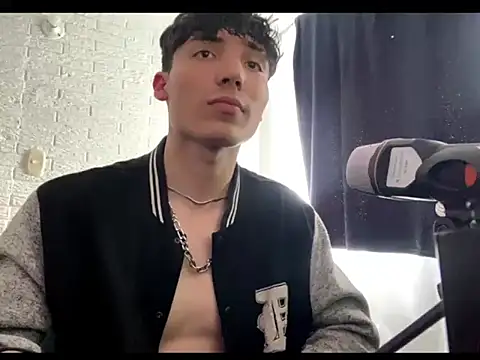 knielBgm online show from March 4, 8:26 pm