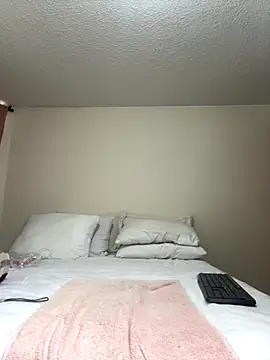 azzahara- online show from December 3, 9:24 pm