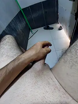 Snapshot of ElBoob2002 chatting on November 12, 9:53 am ElBoob2002 online show from November 12, 9:53 am