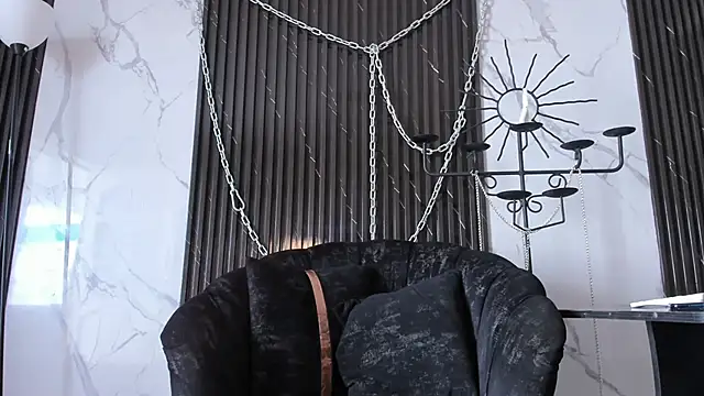 Snapshot of Tatis__ chatting on February 17, 7:53 pm Tatis online show from February 17, 7:53 pm