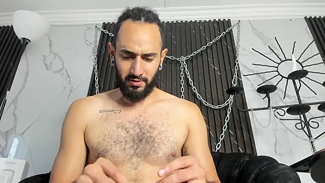 Snapshot of Tatis__ chatting on March 1, 4:42 pm Tatis online show from March 1, 4:42 pm