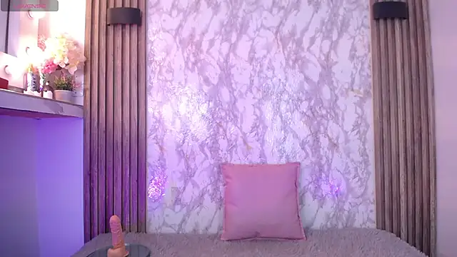 Georgina Astor online show from September 13, 7:57 pm