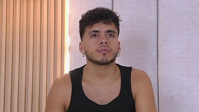 AlexanderJordan online show from November 15, 6:37 pm