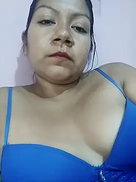 Snapshot of Alexxxia69 chatting on March 1, 10:12 pm Alexxxia69 online show from March 1, 10:12 pm