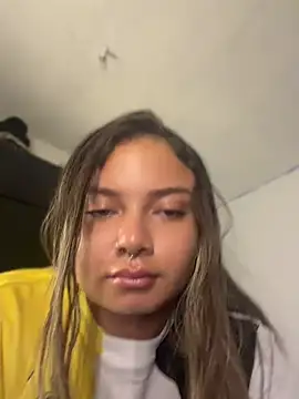 AnnyLopezzz  online show from May 10, 9:14 am
