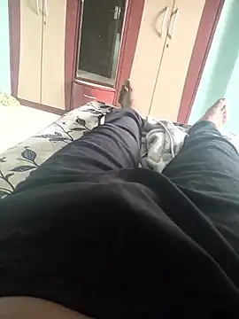 Leon hot33 online show from March 26, 10:10 am