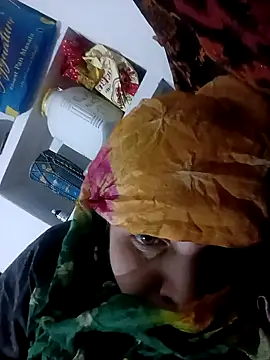 Snapshot of Payal950 chatting on February 6, 4:32 pm Payal950 online show from February 6, 4:32 pm