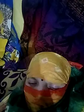 Snapshot of Payal950 chatting on February 13, 4:14 pm Payal950 online show from February 13, 4:14 pm