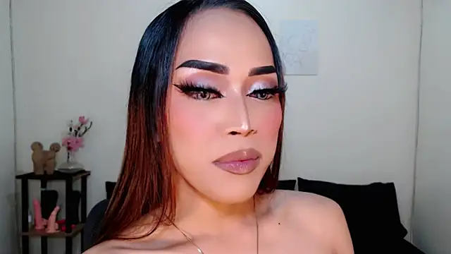 Snapshot of Lessandra_Lust chatting on September 11, 3:12 pm Lessandra Lust online show from September 11, 3:12 pm