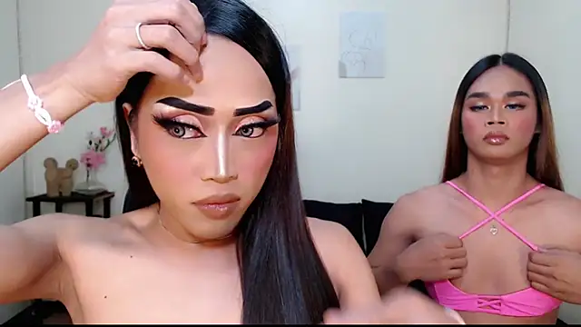 Snapshot of Lessandra_Lust chatting on September 17, 3:35 pm Lessandra Lust online show from September 17, 3:35 pm