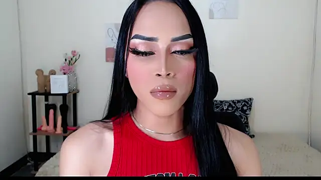 Snapshot of Lessandra_Lust chatting on October 5, 11:02 pm Lessandra Lust online show from October 5, 11:02 pm