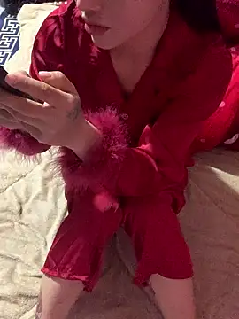 Tieuvi 18 online show from January 16, 4:16 am