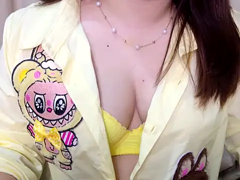 Snapshot of sizzling_alice chatting on September 9, 6:18 pm sizzling alice online show from September 9, 6:18 pm