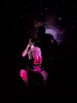 MODEST11 MMiILOO AMARO online show from January 11, 1:10 am