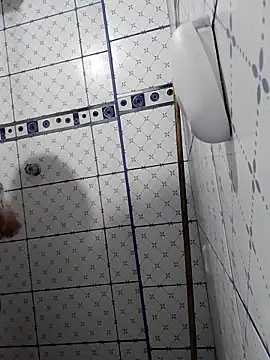 Snapshot of Exotic19cm chatting on November 12, 11:03 pm Exotic19cm online show from November 12, 11:03 pm