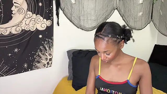 Trixie luv1 online show from November 22, 6:29 pm