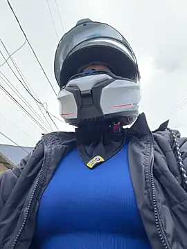 AlannaEvons online show from March 13, 4:46 pm