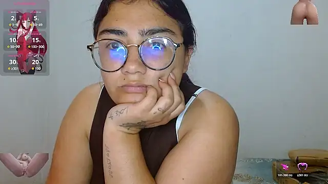 Snapshot of Lucyheart_ chatting on February 18, 10:06 pm Lucyheart online show from February 18, 10:06 pm