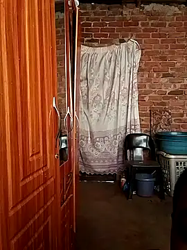 Snapshot of SB_With_a_thick_DICK chatting on September 19, 12:28 pm SB With a thick DICK online show from September 19, 12:28 pm