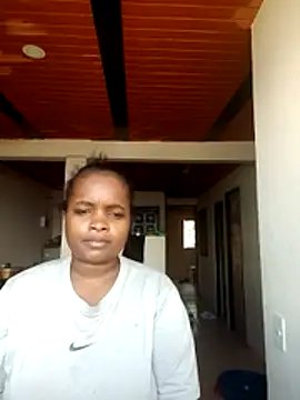 Snapshot of isabella_brown1 chatting on December 20, 4:58 pm isabella brown1 online show from December 20, 4:58 pm