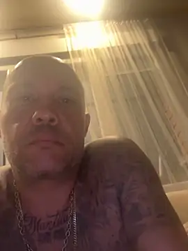 Snapshot of gitanomadrid chatting on May 4, 9:11 pm gitanomadrid online show from May 4, 9:11 pm