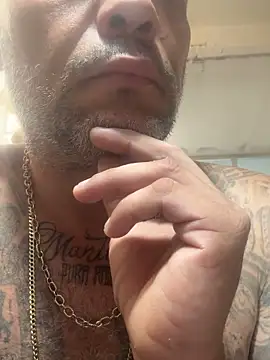 Snapshot of gitanomadrid chatting on May 8, 5:29 pm gitanomadrid online show from May 8, 5:29 pm