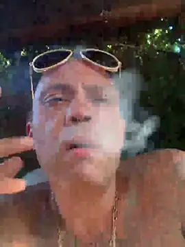 Snapshot of gitanomadrid chatting on May 29, 6:17 pm gitanomadrid online show from May 29, 6:17 pm