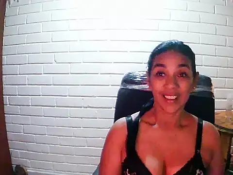 MiiaVelasquez online show from November 15, 10:48 pm