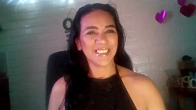 MiiaVelasquez online show from March 14, 5:13 am