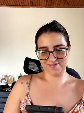 CoraVibes online show from September 20, 7:26 pm