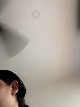 Kuromy x online show from October 22, 6:40 pm