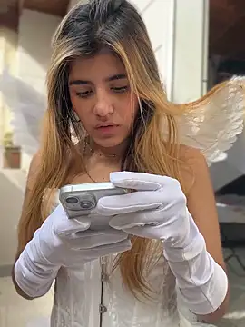 MelissaAlCapone online show from November 1, 8:00 pm