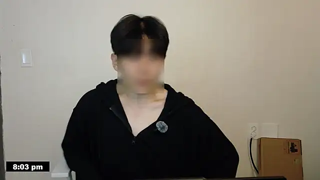 Snapshot of min9811 chatting on April 9, 11:04 am min9811 online show from April 9, 11:04 am