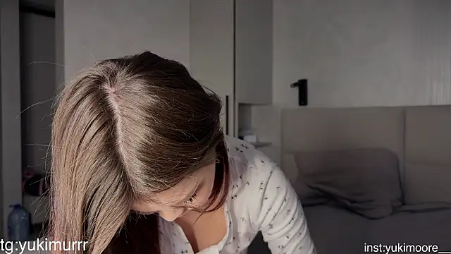 iamyuki online show from March 16, 5:35 am